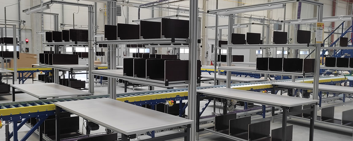 Made-to-measure ergonomic packing tables